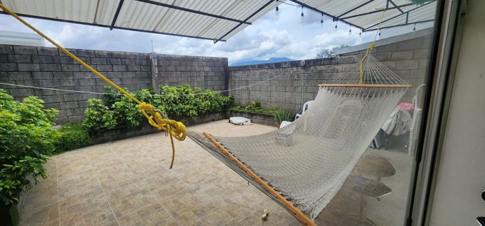 Hermosa casa en venta (Condominio Interamericana) in San Pablo, Heredia — $249,500 - Photo 2 of 23