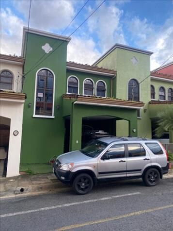 SE VENDE PRECIOSA CASA EN ALAJUELITA, SAN JOSÉ.  en Alajuelita, San José — ₡ 68 000 000