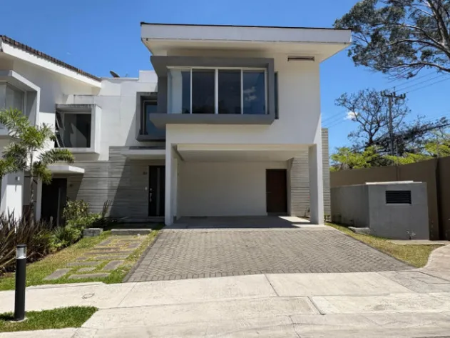 Discover the perfect balance of luxury, comfort and security HOUSE FOR SALE OFC/AD in Escazú, San José — $325,000