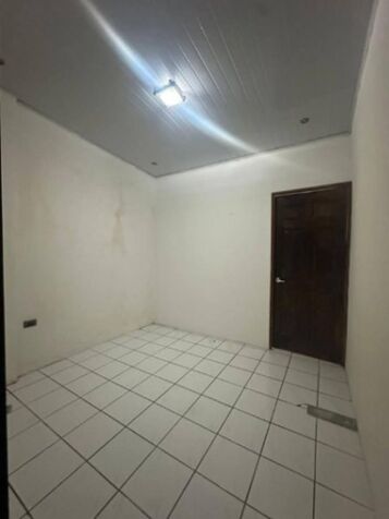 SE VENDE BELLA CASA EN SAN SEBASTIÁN.  in San Sebastián, San José — ₡ 82 000 000