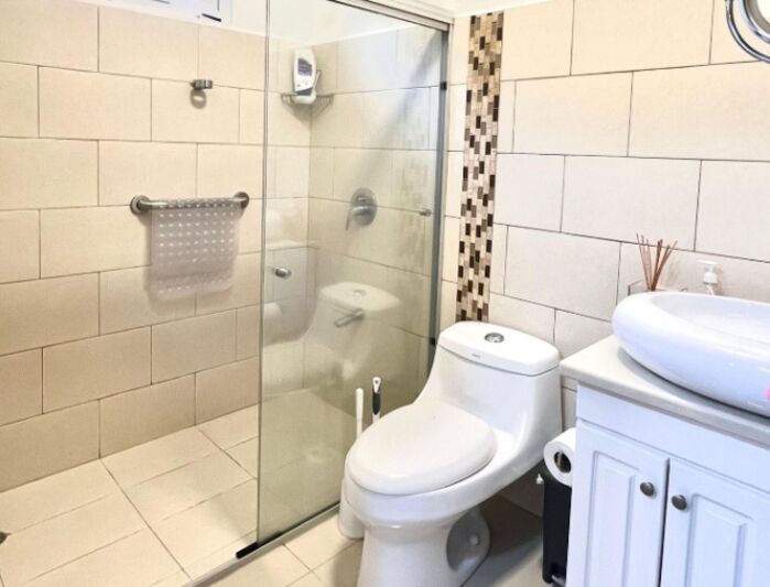 Venta de Casa en Sabanillas de Montes de Oca. RAH 26-146 in Sabanilla, Montes De Oca, San José — $320,000