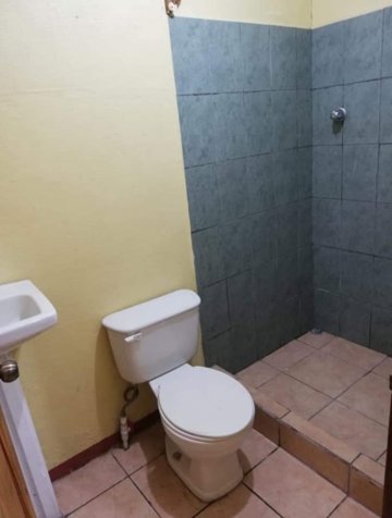 Casa en venta en Naranjo con tres apartamentos in Candelaria, Palmares, Alajuela — $223,000 - Photo 3 of 11