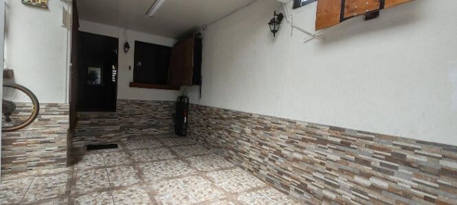 Casa en venta para inversión con ingreso en Desamparados #26-68 GS en San Rafael Abajo, Desamparados, San José — $140,000