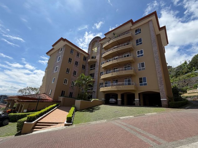 Vendo Apartamento en Condominio Valle Arriba - Escazú in San Rafael, Escazú, San José — $395,000