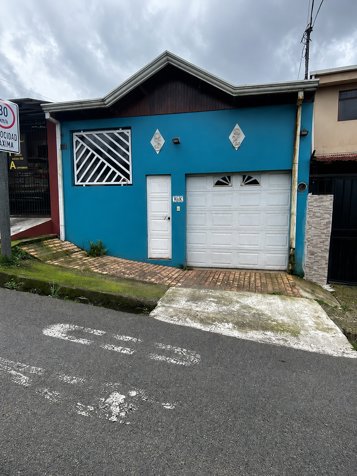 Casa En Venta En San Nicolás, Cartago in San Nicolás, Cartago — ₡ 60 517 082