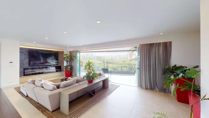 Apartamento venta Central Park Escazu en Escazú, San José — $1,375,000 - Foto 2 de 15