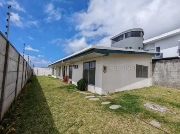Alquiler de Apartamento en San Isidro de Heredia. RAH 26-1627 en San Isidro, Heredia — ₡ 405 000