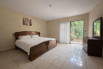 Venta de casa con oficina independiente en Santiago de Puriscal in Santiago, Puriscal, San José — 55 000 000 ₡ - Photo 5 of 17