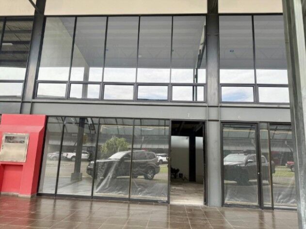 Alquiler de Amplio Local Comercial en Heredia / Mls. 26-385 OFC JB in San Francisco, Heredia — $4,860