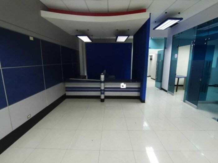 Venta de 2 Locales Comerciales en San Francisco de Heredia. RAH 26-60 in San Francisco, Heredia — $325,000