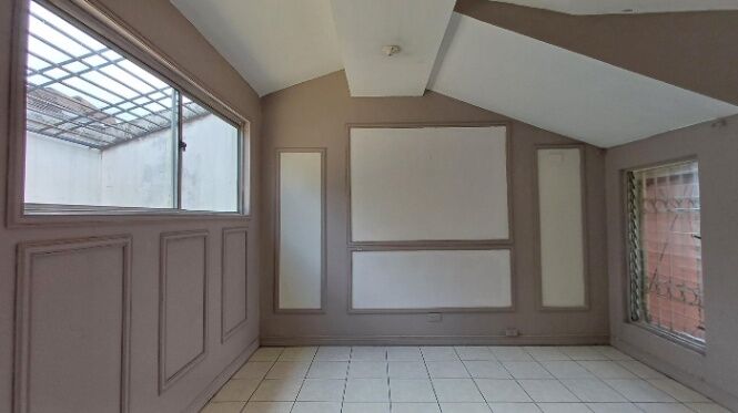 Venta de Casa en San Pedro-Montes de Oca. in San Pedro, Montes De Oca, San José — $250,000