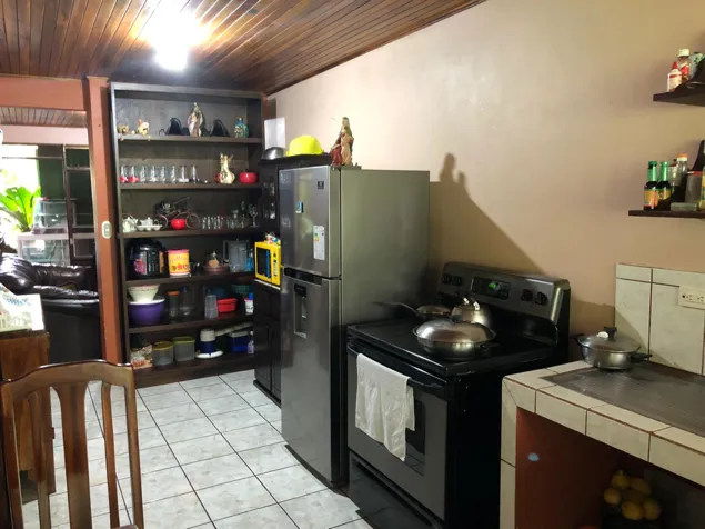 Bonita casa en Morazan de Atenas in Atenas, Alajuela — ₡ 79 000 000 - Photo 3 of 24