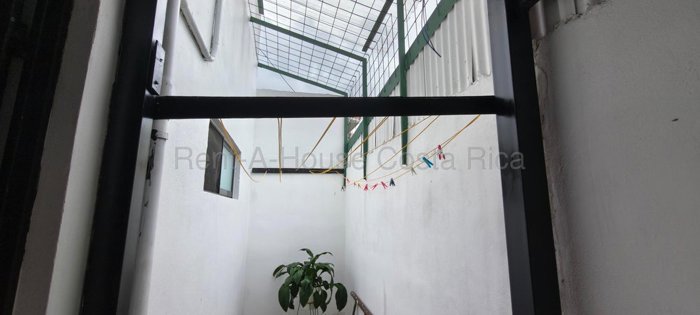 Alquiler de APARTAMENTO AMUEBLADO en San Fco de Dos Ríos, San José. RAH 27-473 en San Francisco de Dos Ríos, San José — ₡ 325 000 - Foto 3 de 20