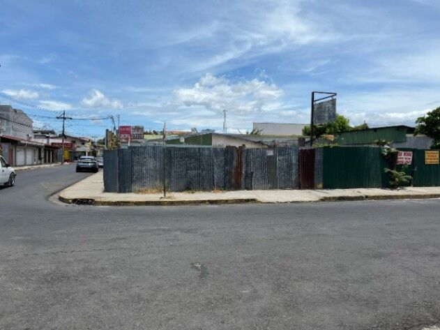 Lote esquinero en venta – Zona comercial, Liberia centro  en Liberia, Guanacaste — ₡ 95 000 000