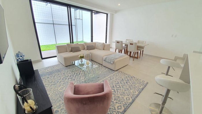 Venta de moderna casa en condominio en Santa Ana en Pozos, Santa Ana, San José — $395,000 - Foto 3 de 15