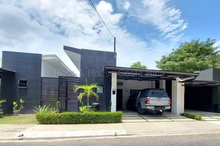 Alquiler de Casa AMUEBLADA en Garabito-Jacó. RAH 27-528 en Jacó, Garabito, Puntarenas — ₡ 1 000 000