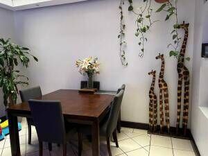 Elegancia y confort en tres niveles  Condominio en VENTA /OFC en Curridabat, San José — $330,000 - Foto 5 de 20