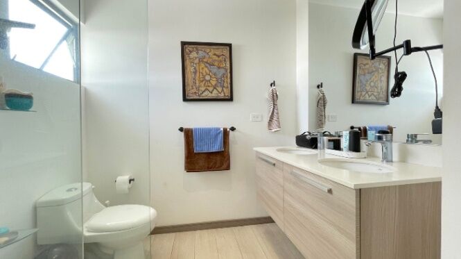 Hermosa Casa en Venta en San Antonio de Escazú. RAH 25-1776 in San Antonio, Escazú, San José — $230,000