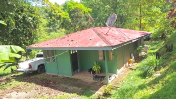 Se vende lote con casa villa Colon Osa  en Piedras Blancas, Osa, Puntarenas — ₡ 20 000 000