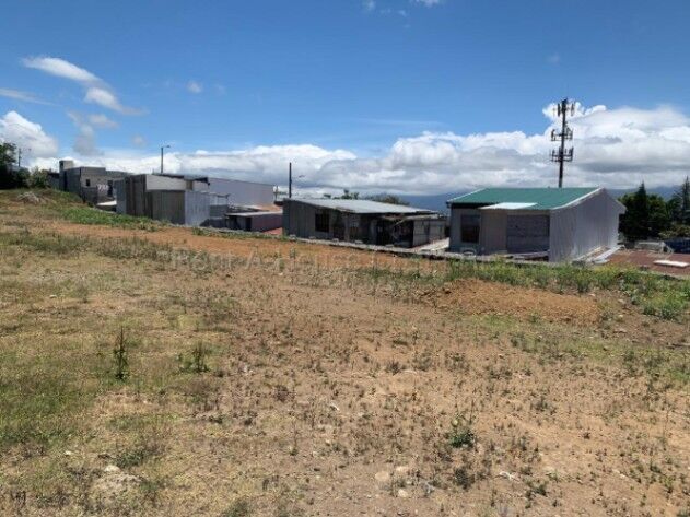 Amplio terreno con alto potencial para desarrollo e inversión #26-1776 GS en Carmen, Cartago — $412,000