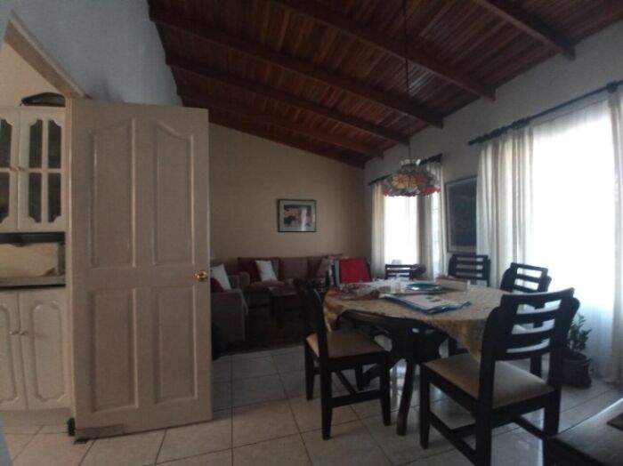 Venta de Casa en Mercedes montes de oca in Mercedes, Montes De Oca, San José — $246,000