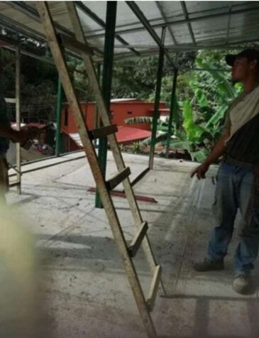 SE VENDE LOTE CON ESTRUCTURA AVANZADA EN CARRIZAL.  en Carrizal, Alajuela — ₡ 20 000 000
