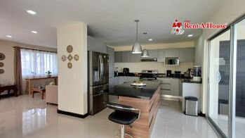 Venta de Casa en El Guarco, Cartago.  in El Tejar, El Guarco, Cartago — $247,000 - Photo 4 of 12