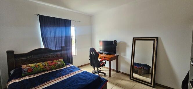 Casa impecable con uso mixto ideal para vivir o negocio en ubicación estratégica #26-1657 GS en San Rafael Abajo, Desamparados, San José — $160,000