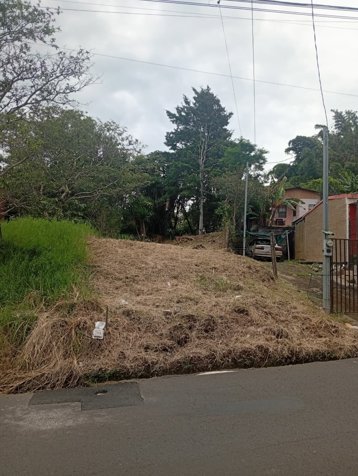 🏡🌳 LOTE EN SAN PEDRO DE BARVA – EL BOSQUE 📐 ÁREA: 214,87 m² 🌳🏡  📍 in San Pedro, Barva, Heredia — ₡ 40 000 000 - Photo 2 of 8