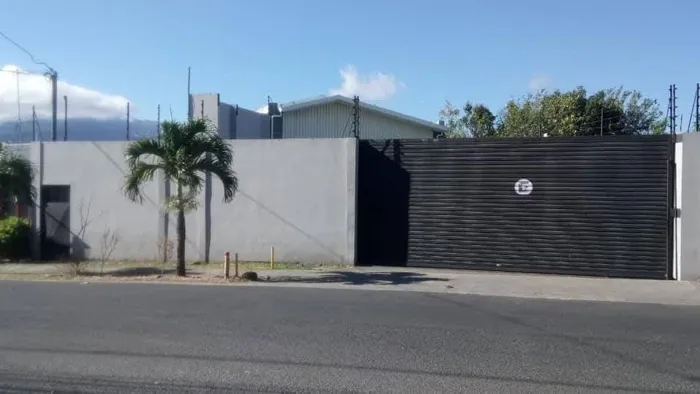 VENTA DE BODEGA, HEREDIA, BELEN, SAN ANTONIO in San Antonio, Belén, Heredia — $1,280,000 - Photo 2 of 16