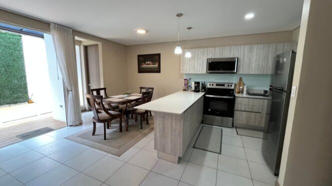 Venta de Casa en Ulloa, Heredia. RAH 26-1160 in Ulloa, Heredia — $247,000