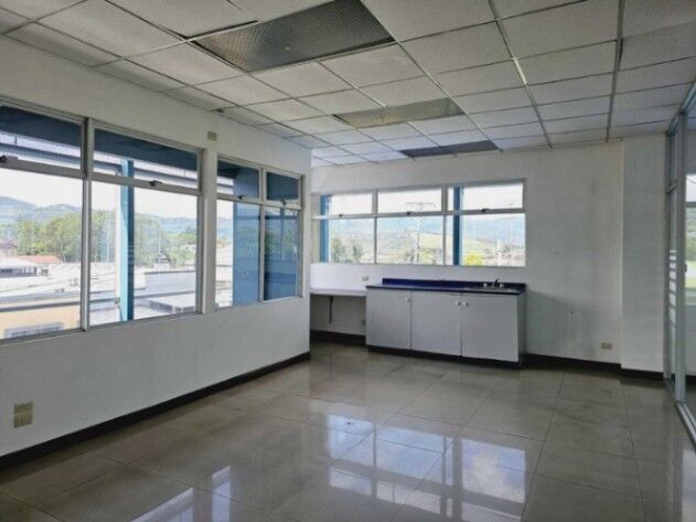 Alquiler de Oficina en Curridabat.  in Curridabat, San José — $8,674