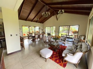 Inversión con Cabañas y Finca Privada en Piedades, Santa Ana in Piedades, Santa Ana, San José — $1,800,000 - Photo 5 of 33