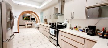 Vendo Casa de 1 Planta en Residencial con Vigilancia en Montes de Oca