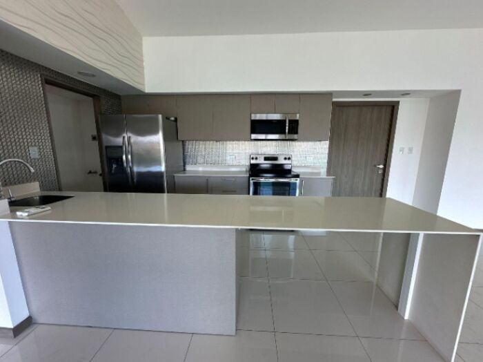Alquiler de Penthouse en Rohrmoser –  26-1259 en Pavas, San José — $1,900