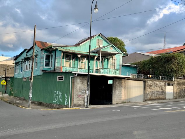 Venta de lote comercial en San José, Barrio Aranjuez in Carmen, San José — ₡ 320 140 000 - Photo 3 of 3