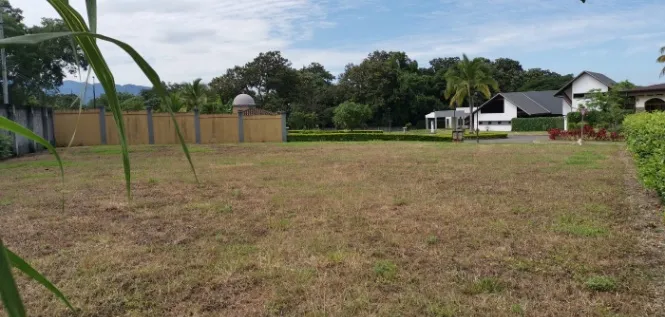 SE VENDE BELLA PROPIEDAD EN LA GARITA, ALAJUELA.  en Garita, Alajuela — ₡ 110 000 000