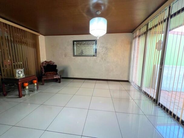 Venta de Casa en Oreamuno de Cartago.  en San Rafael, Oreamuno, Cartago — $155,000
