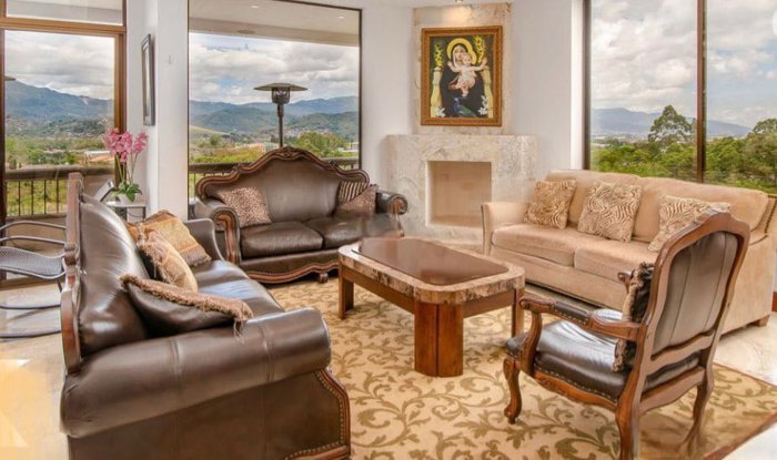 Venta de casa amoblada en El  Gregal in Sánchez, Curridabat, San José — $1,200,000 - Photo 3 of 31