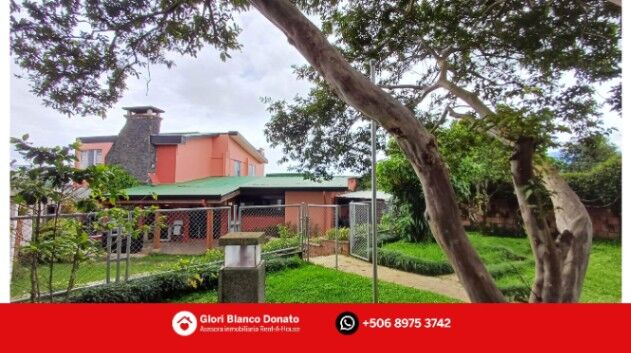 Hermosa Casa en Venta, Curridabat en Granadilla, Curridabat, San José — $819,000