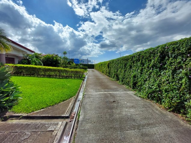 Lote venta en Santa Ana, comercial-Residencial. 5PDC9417283 en Santa Ana, San José — $1,900,000 - Foto 3 de 9