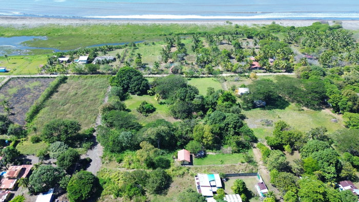 Oportunidad Única: Terreno de 10,000 m² en Guacalillo, Tárcoles in Tárcoles, Garabito, Puntarenas — ₡ 40 000 000 - Photo 3 of 15