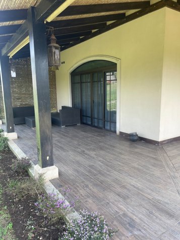 Casa de dos plantas y amplia zona verde en San Rafael, Oreamuno, Cartago — $600,000 - Foto 2 de 17