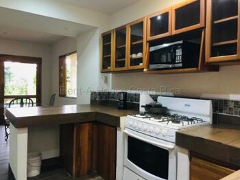 Alquiler de Casa en Santa Bárbara de Heredia. RAH 27-17 en Santo Domingo, Santa Bárbara, Heredia — $1,500 - Foto 5 de 16