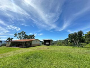 Finca con cascada en venta en Puriscal in Santiago, Puriscal, San José — $800,000 - Photo 5 of 37