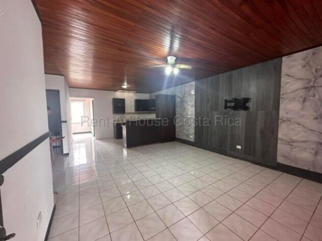 Venta de Casa en Alajuela. RAH 26-2137 en Alajuela — ₡ 75 000 000