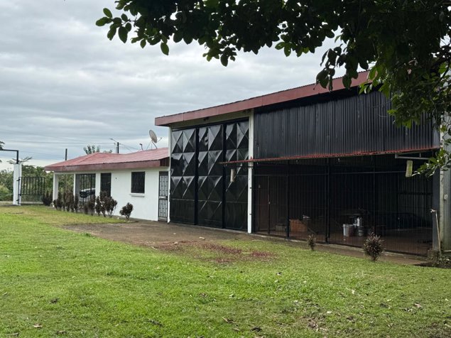 SE VENDE — Casa con Galerón, Santa Rosa de Pocosol, San Carlos en Pocosol, San Carlos, Alajuela — ₡ 85 000 000