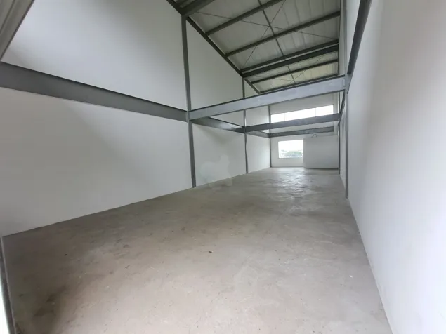 ALQUILER DE LOCAL, SAN JOSÉ, GUACHIPELIN, ESCAZU en Escazú, San José — $2,400 - Foto 2 de 6