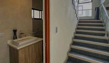 CASA CON PISCINA PRIVADA EN SABANILLA. en Sabanilla, Montes De Oca, San José — $425,000 - Foto 4 de 25