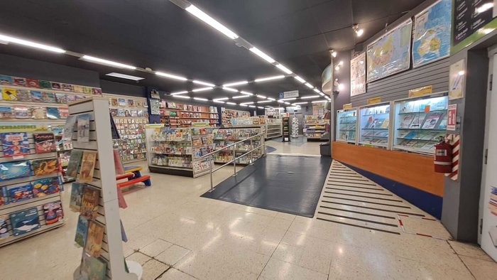 Venta edificio 5 pisos cerca Avenida Central en Merced, San José — $5,500,000 - Foto 2 de 34
